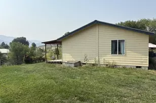 250 School House Dr, Dayville, OR 97825 - Photo 23