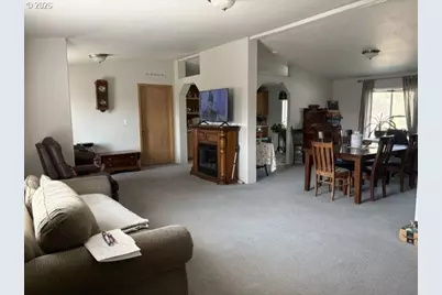 250 Schoolhouse Dr, Dayville, OR 97825 - Photo 9