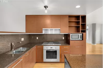 3601 S River Pkwy #407, Portland, OR 97239 - Photo 9