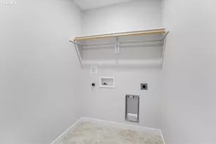 19035 SW Eureka Ln, Beaverton, OR 97007 - Photo 17