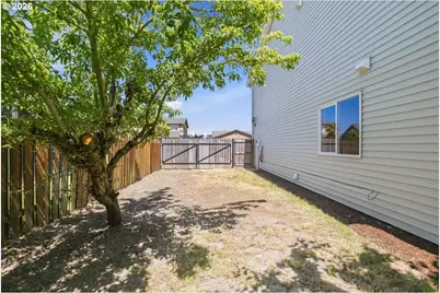 230 E Fir Dr, Gervais, OR 97026 - Photo 39
