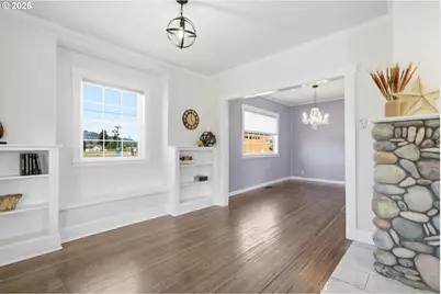 1802 8th St, Tillamook, OR 97141 - Photo 13