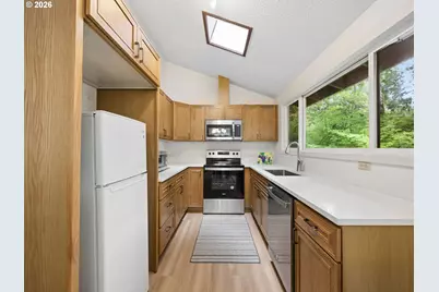 64890 E Mountain Meadow Ln, Rhododendron, OR 97049 - Photo 13