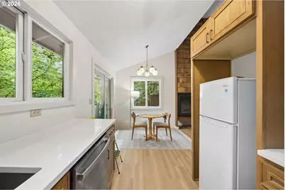 64890 E Mountain Meadow Ln, Rhododendron, OR 97049 - Photo 11