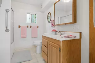64890 E Mountain Meadow Ln, Rhododendron, OR 97049 - Photo 25