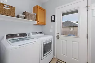 589 W Olive St, Newport, OR 97365 - Photo 29