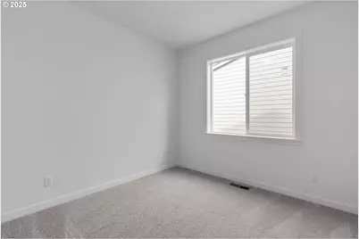 702 Tigerlily St, Silverton, OR 97381 - Photo 25