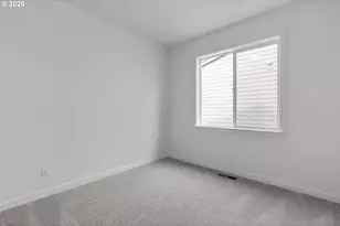 702 Tigerlily St, Silverton, OR 97381 - Photo 25