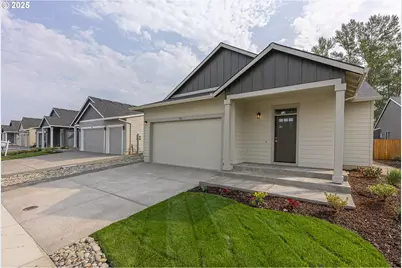 702 Tigerlily St, Silverton, OR 97381 - Photo 3