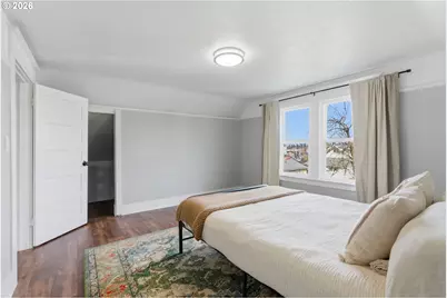 8243 NE Hassalo St, Portland, OR 97220 - Photo 23