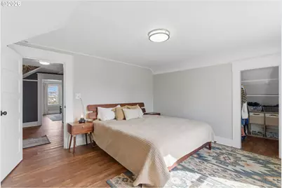 8243 NE Hassalo St, Portland, OR 97220 - Photo 19