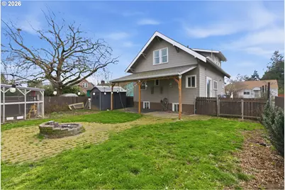 8243 NE Hassalo St, Portland, OR 97220 - Photo 29
