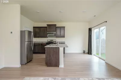 4215 SW Myrtle Ave, Gresham, OR 97080 - Photo 7