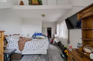 10140 SE Division St, Portland, OR 97266 - Photo 15