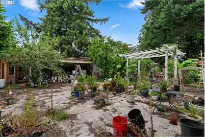 10140 SE Division St, Portland, OR 97266 - Photo 31