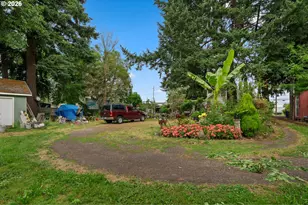 10140 SE Division St, Portland, OR 97266 - Photo 23