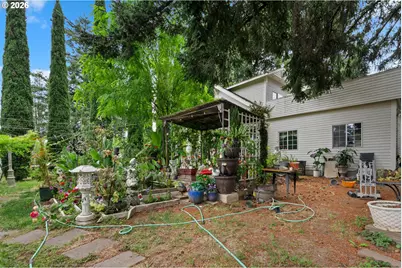 10140 SE Division St, Portland, OR 97266 - Photo 41