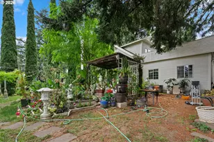 10140 SE Division St, Portland, OR 97266 - Photo 41