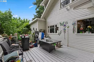 10140 SE Division St, Portland, OR 97266 - Photo 19