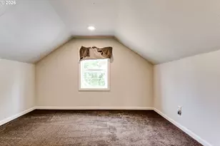 525 21st St, Springfield, OR 97477 - Photo 23