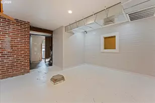 12260 SW Butner Rd, Portland, OR 97225 - Photo 43