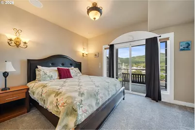 150 N Pacific St, Rockaway Beach, OR 97136 - Photo 23