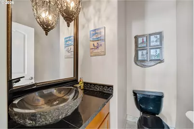 150 N Pacific St, Rockaway Beach, OR 97136 - Photo 15