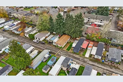 4882 NE Lancaster Dr #127, Salem, OR 97305 - Photo 9