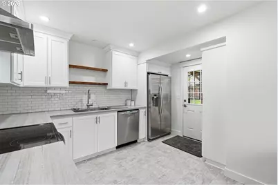 8817 N Hartman St, Portland, OR 97203 - Photo 15