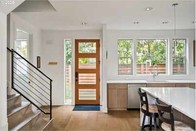 4317 N Borthwick Ave, Portland, OR 97217 - Photo 5