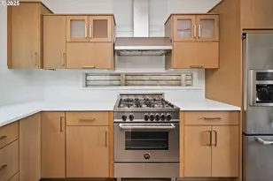 4317 N Borthwick Ave, Portland, OR 97217 - Photo 9