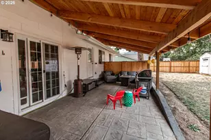 740 65th St, Springfield, OR 97478 - Photo 27