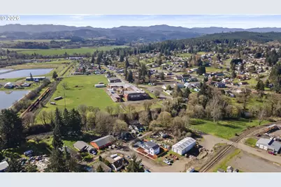 141 NE D St, Willamina, OR 97396 - Photo 43