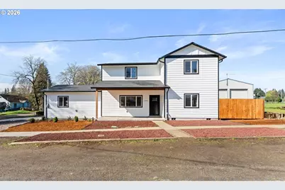 141 NE D St, Willamina, OR 97396 - Photo 3