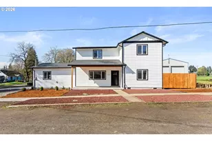 141 NE D St, Willamina, OR 97396 - Photo 3