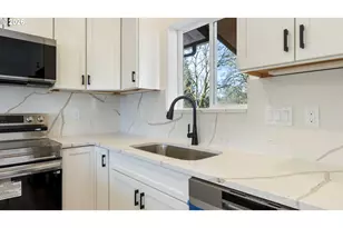 141 NE D St, Willamina, OR 97396 - Photo 13