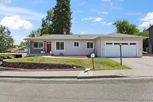 705 E 21st Pl, The Dalles, OR 97058 - Photo 1