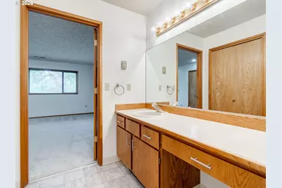 13817 NW 10th Ct #C, Vancouver, WA 98685 - Photo 19