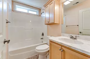 2353 Rollie Loop, Eugene, OR 97405 - Photo 27