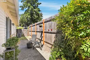 17990 NW Brickstone Ln, Beaverton, OR 97006 - Photo 19