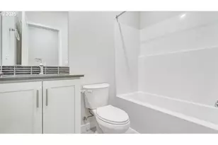 9355 SE Crystal Rose St, Happy Valley, OR 97086 - Photo 3