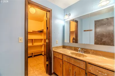18130 Trevor Ct, Gladstone, OR 97027 - Photo 23
