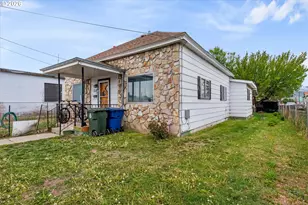 2125 8th St, Baker City, OR 97814 - Photo 33