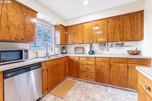 3312 SW Kirk Ave, Pendleton, OR 97801 - Photo 5