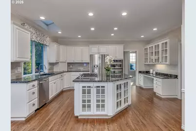 12862 NW Creekview Dr, Portland, OR 97229 - Photo 13