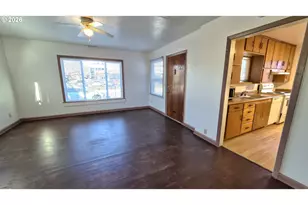8816 SE Lafayette St, Portland, OR 97266 - Photo 5