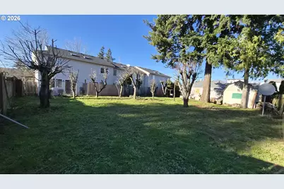 8816 SE Lafayette St, Portland, OR 97266 - Photo 11