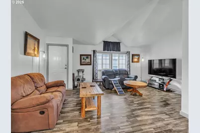 777 College Park Dr SW #21, Albany, OR 97322 - Photo 11