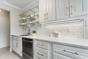 3707 SW 52nd Pl, Portland, OR 97221 - Photo 19