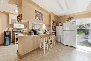 607 E Ellendale Ave, Dallas, OR 97338 - Photo 7